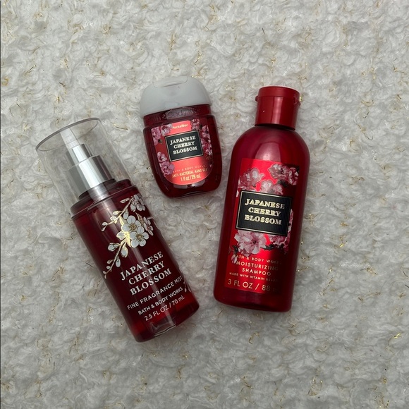 Bath and Body Work Japanese Cherry Blossom bundle 4 items - Picture 6 of 6